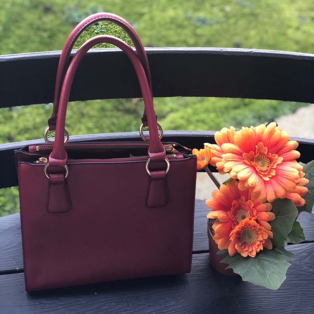Pre-loved Fashion Bag.